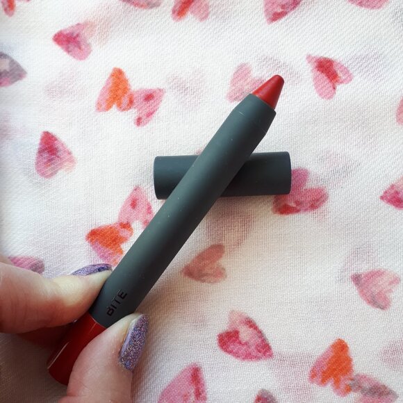 Bite Beauty: High Pigment Lip Pencil in Pomegranate - Picture 9 of 13